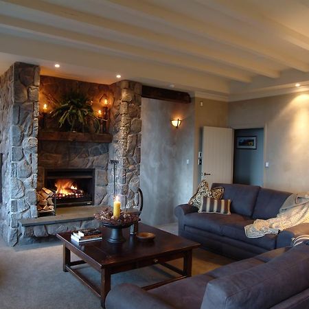 אגם טאופו Tauhara Sunrise Lodge מראה חיצוני תמונה