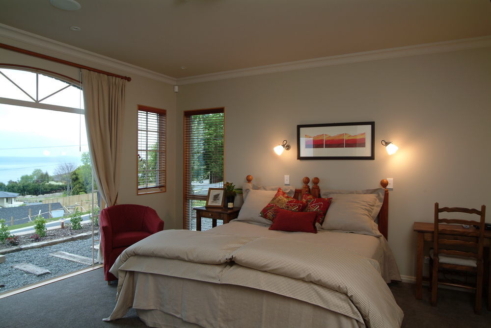 אגם טאופו Tauhara Sunrise Lodge מראה חיצוני תמונה