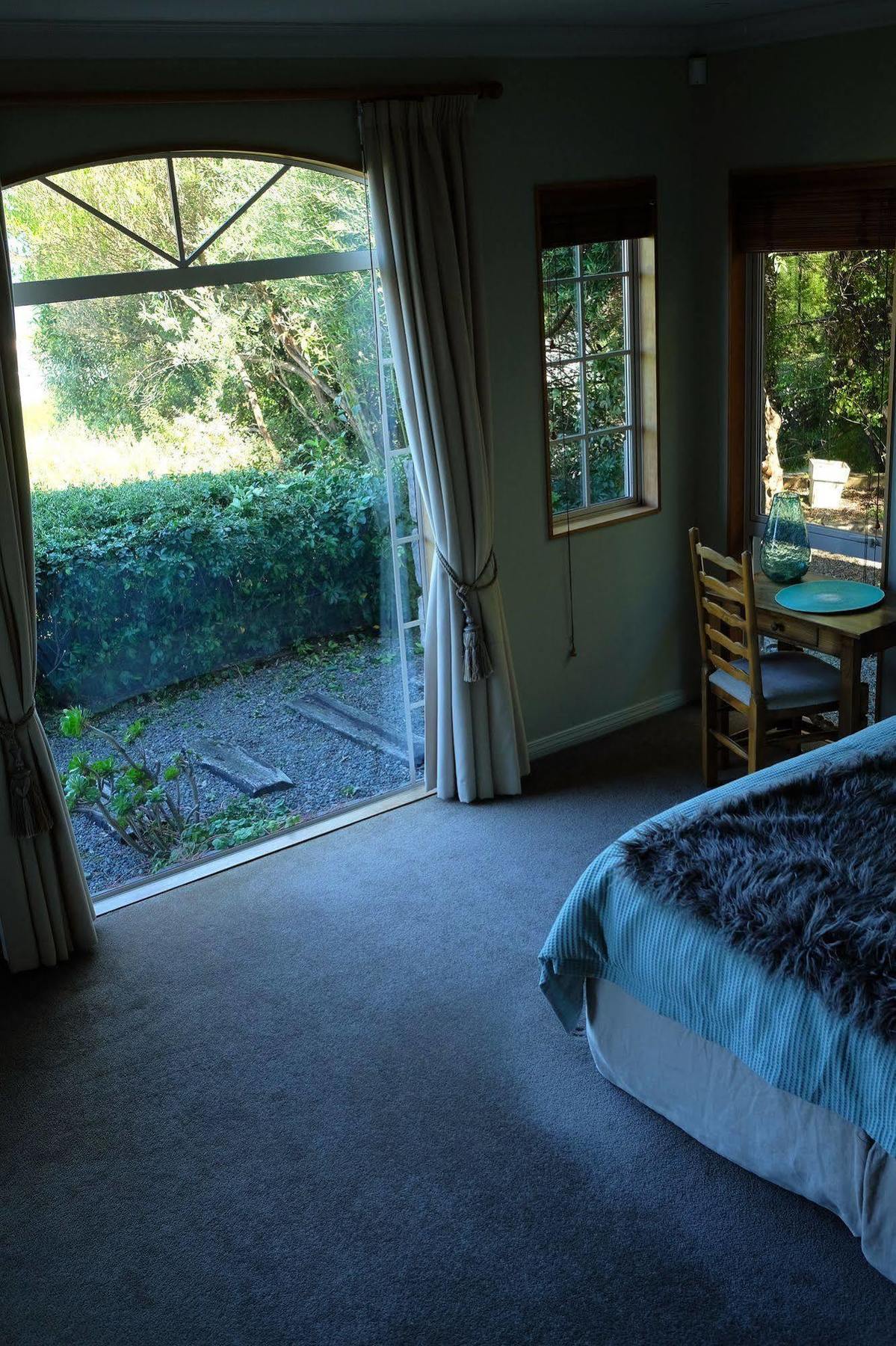 אגם טאופו Tauhara Sunrise Lodge מראה חיצוני תמונה