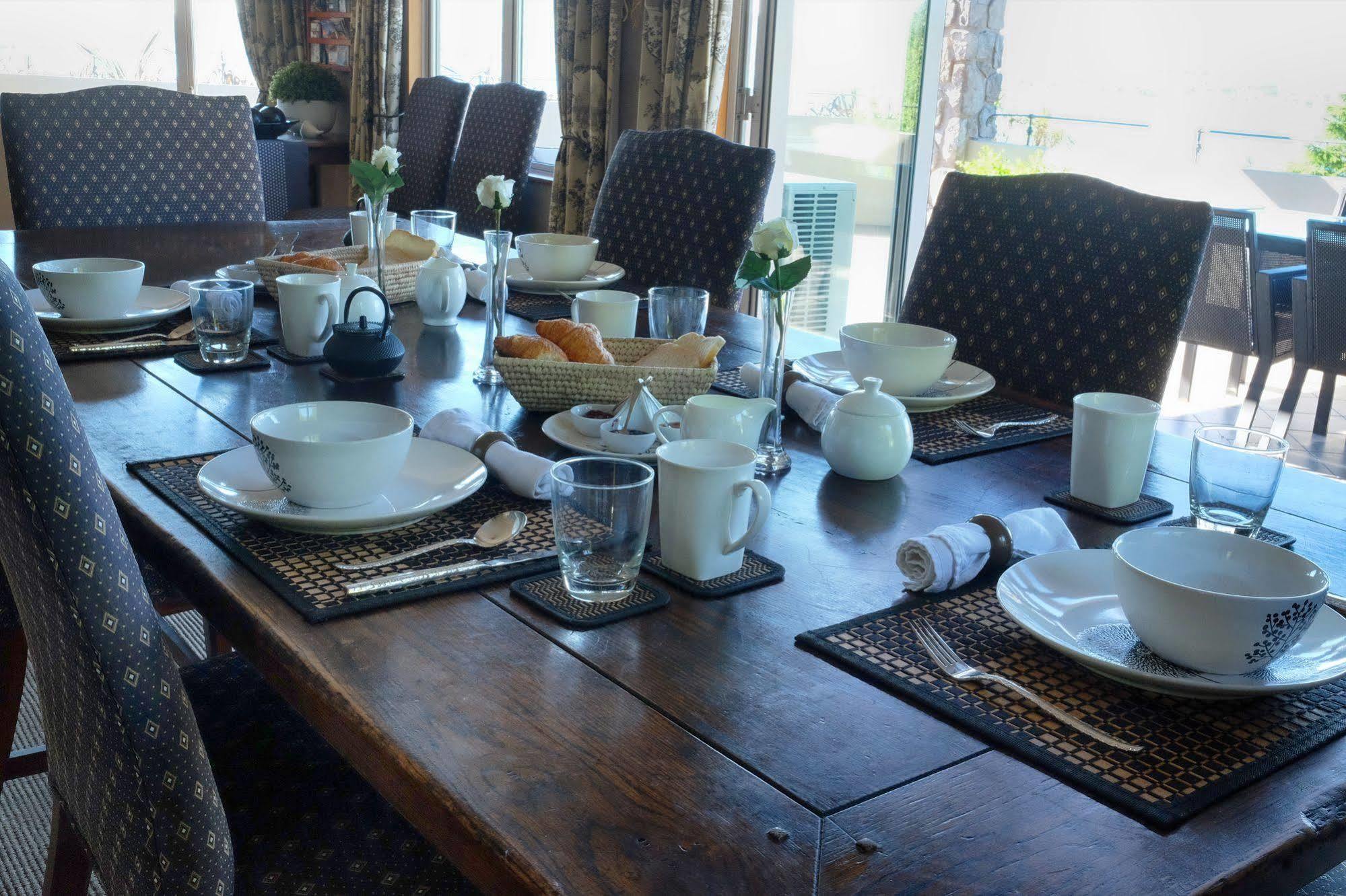 אגם טאופו Tauhara Sunrise Lodge מראה חיצוני תמונה