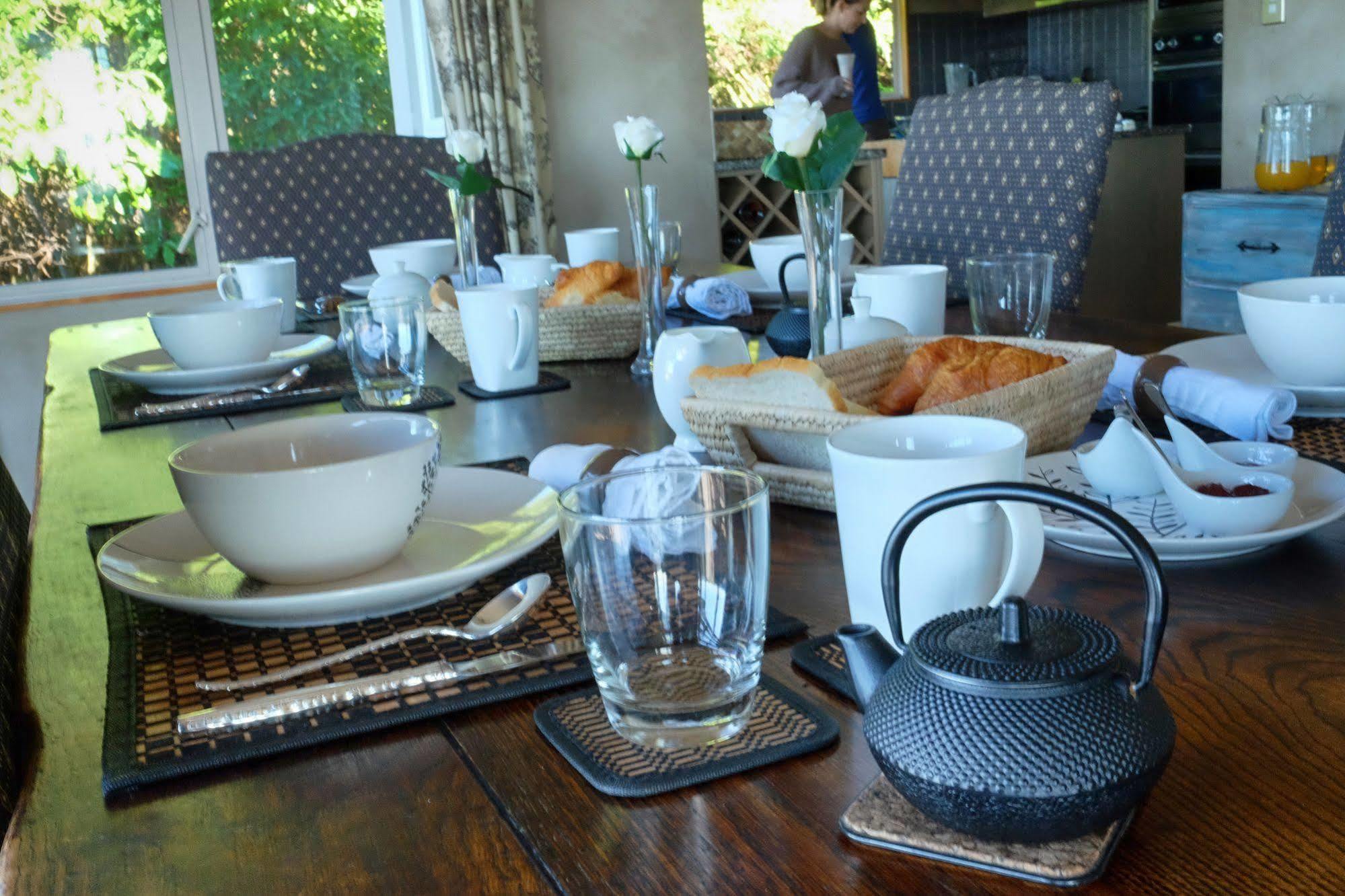 אגם טאופו Tauhara Sunrise Lodge מראה חיצוני תמונה
